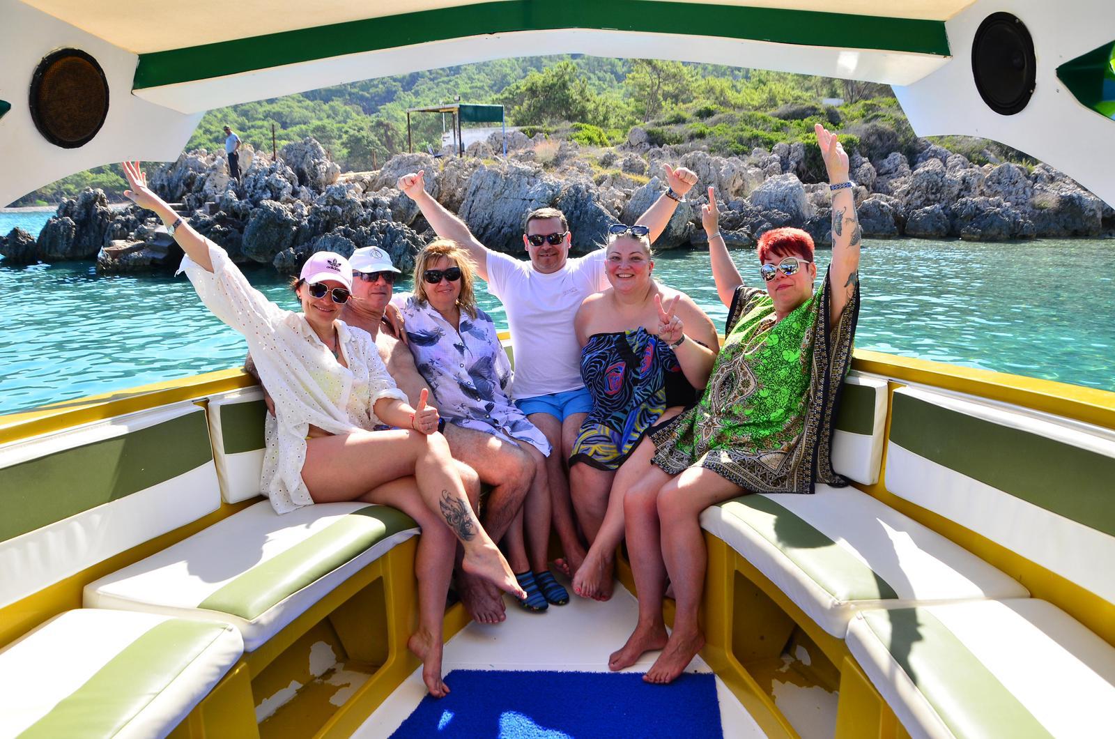Yacht Tour